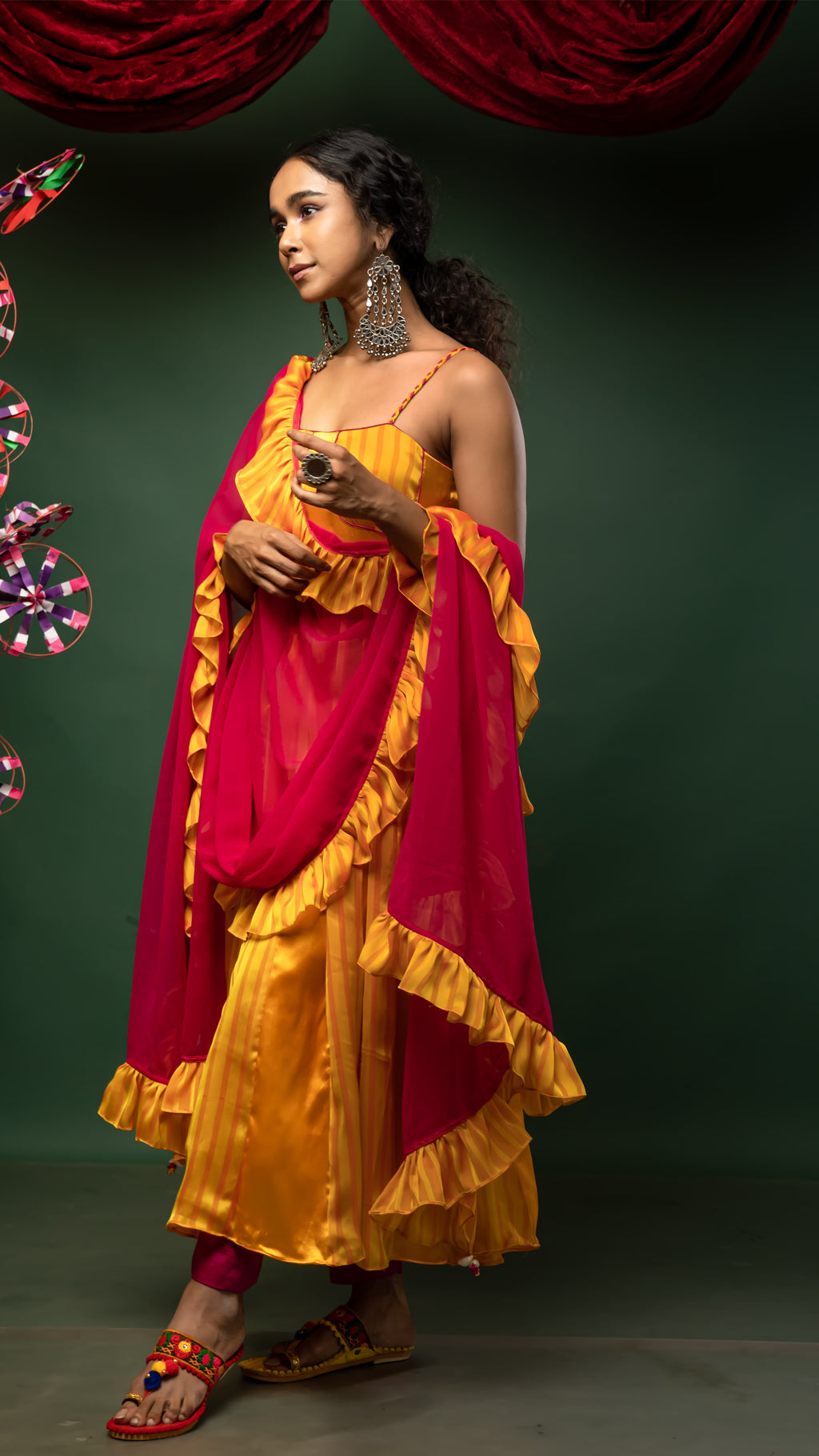 Merry go around Straight Pants